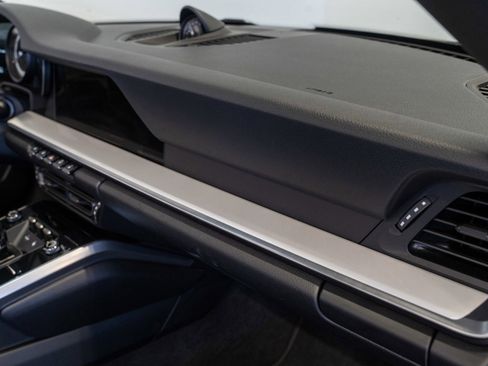 Used 2020 Porsche 911 Carrera S RWD image 15