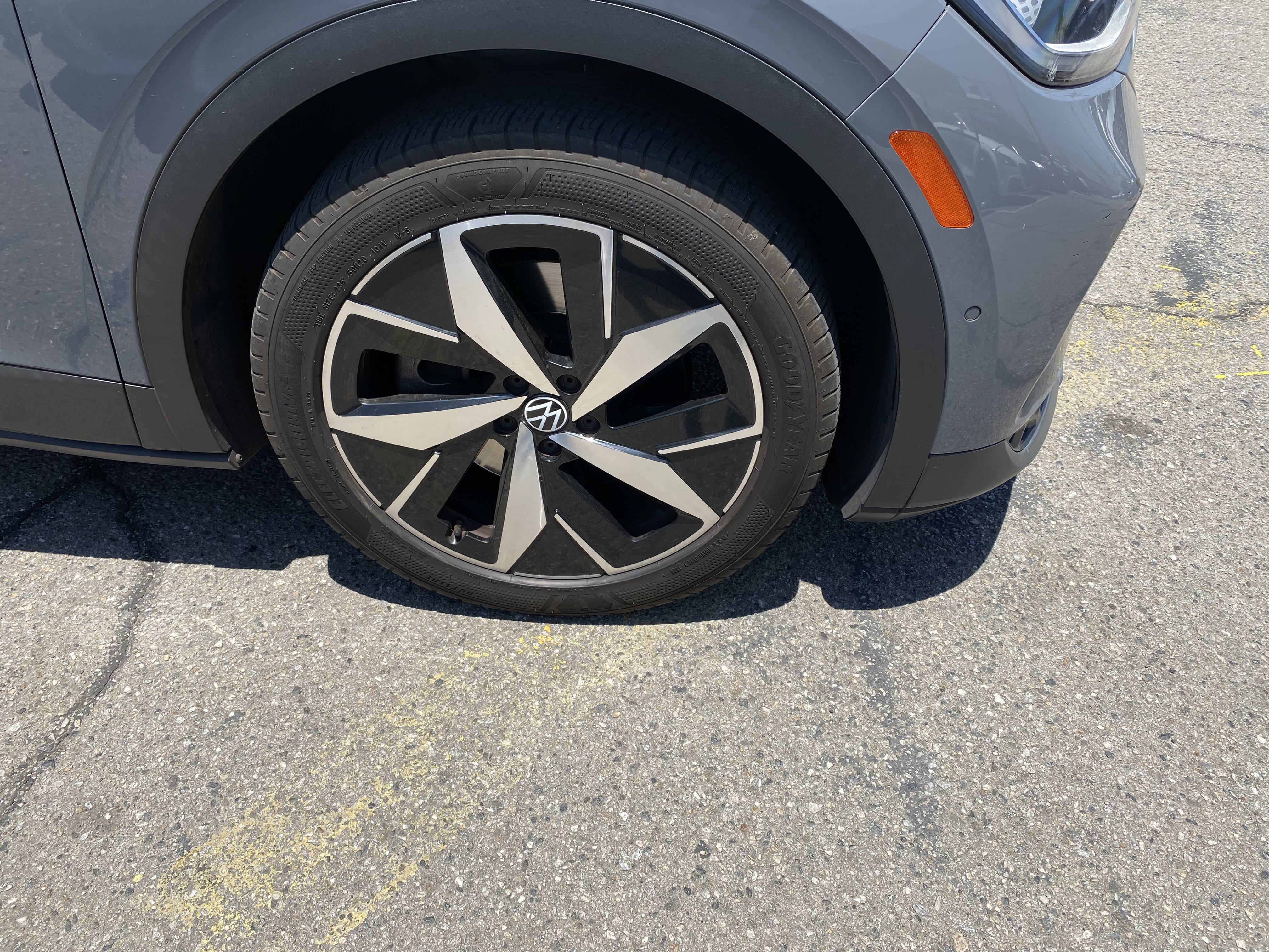 Used 2023 Volkswagen ID.4 Pro S RWD image 25