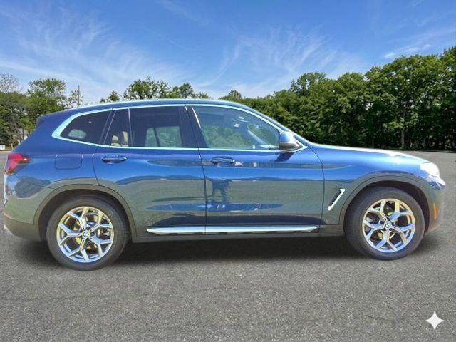 Used 2023 BMW X3 xDrive30i w/ Convenience Package AWD/4WD image 7
