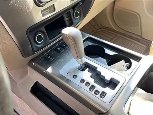 Used 2011 Nissan Armada Platinum image 9