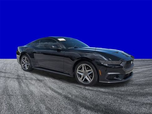 Used 2026 Ford Mustang Coupe RWD image 2