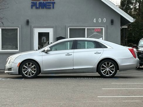 Used 2013 Cadillac XTS Luxury w/ Driver Awareness Package image 8