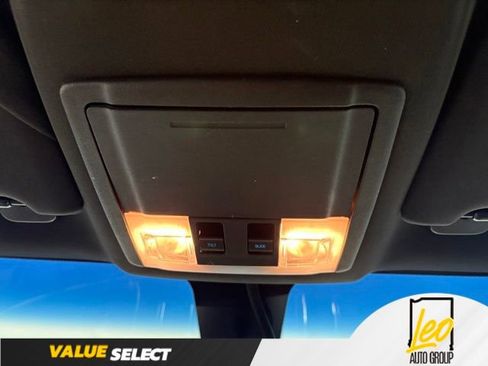 Used 2013 Ford Taurus Limited FWD image 16