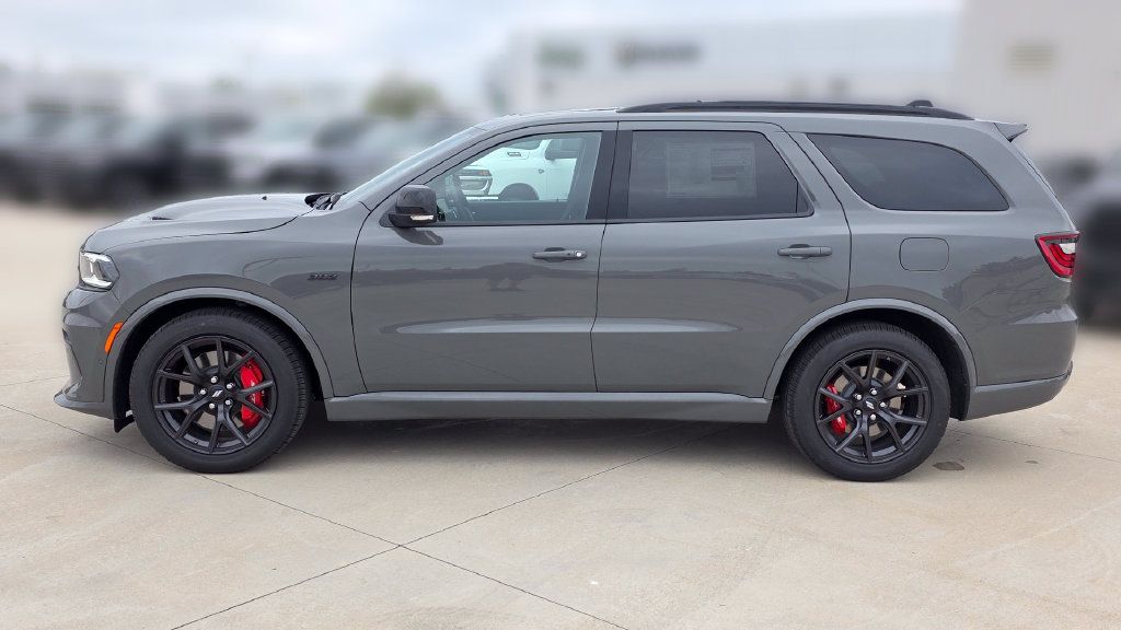New 2027 Dodge Durango R/T w/ Blacktop Redline Package AWD/4WD image 2