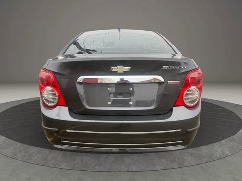 Used 2012 Chevrolet Sonic LT image 6