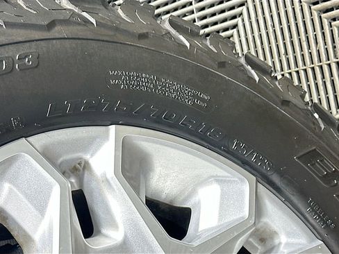 Used 2022 Chevrolet Silverado 2500 LTZ image 33