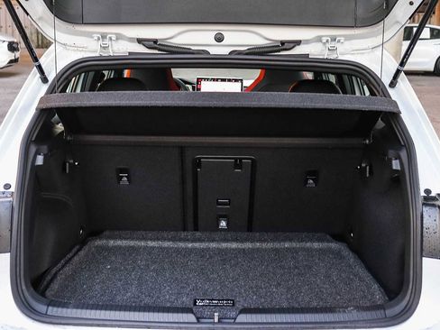 New 2026 Volkswagen GTI SE image 12