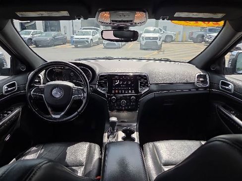 Used 2019 Jeep Grand Cherokee Limited AWD/4WD image 21