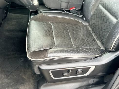 Used 2022 RAM 1500 Laramie AWD/4WD image 20