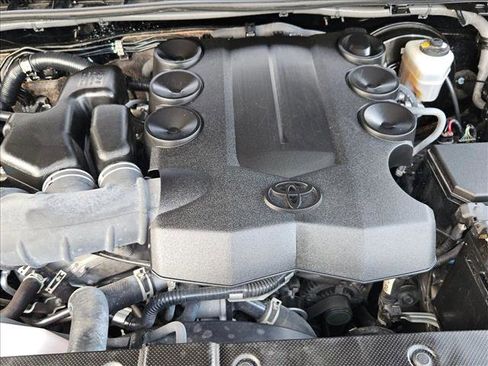 Used 2023 Toyota 4Runner SR5 Premium image 24