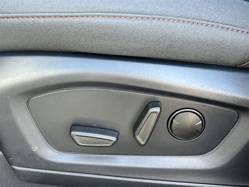 New 2026 Ford Explorer Active image 17