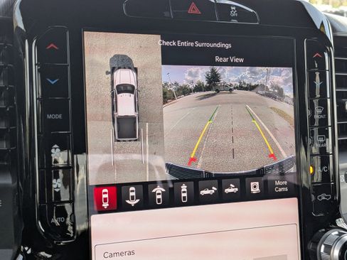 Used 2025 RAM 2500 Big Horn image 19