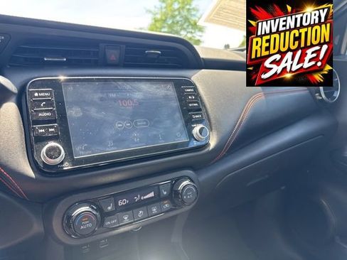 Used 2021 Nissan Kicks SR w/ SR Premium Package FWD image 11