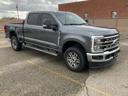 Used 2024 Ford F350 Lariat AWD/4WD image 1