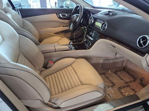 Used 2013 Mercedes-Benz SL 550 image 20