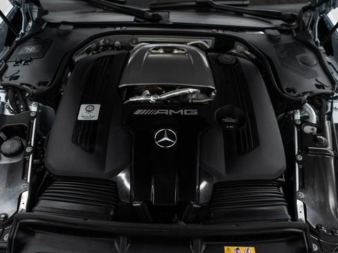 Used 2024 Mercedes-Benz AMG GT 63 image 40