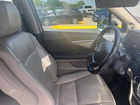 Used 2019 Honda Pilot EX-L image 4