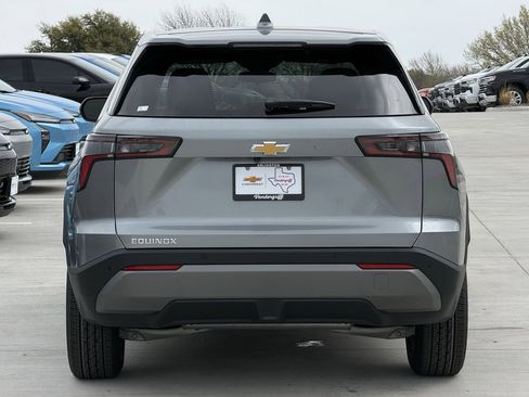 New 2026 Chevrolet Equinox LT image 5