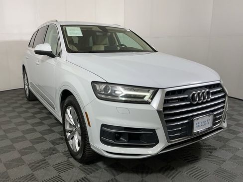 Used 2018 Audi Q7 3.0T Premium Plus w/ Premium Plus Package image 4