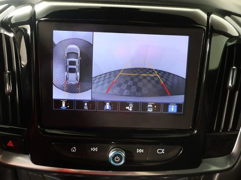 Used 2023 Chevrolet Traverse Premier AWD/4WD image 53