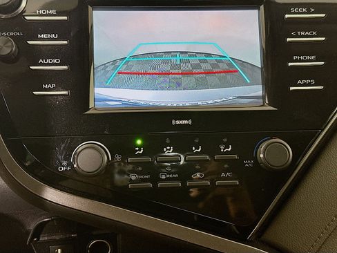 Used 2020 Toyota Camry LE FWD image 24