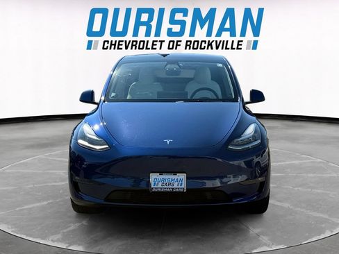 Used 2022 Tesla Model Y Long Range AWD/4WD image 8