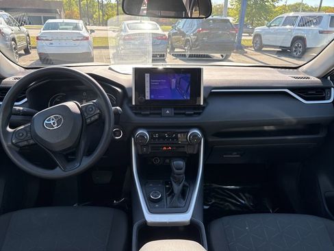 Used 2024 Toyota RAV4 XLE image 36