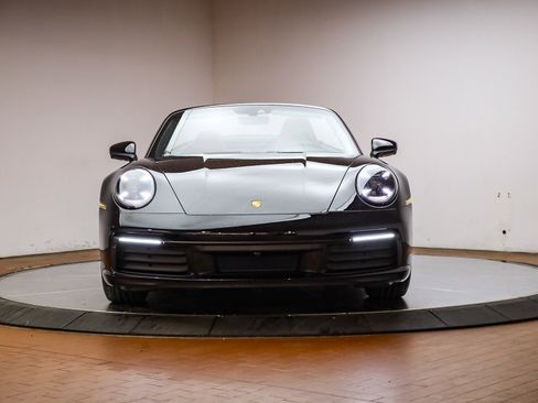Used 2023 Porsche 911 Carrera image 13