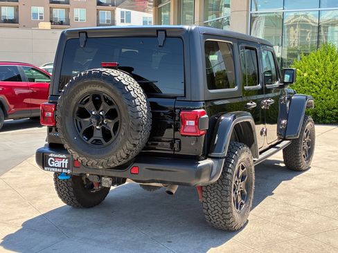 Used 2023 Jeep Wrangler Unlimited Rubicon 4xe AWD/4WD image 3