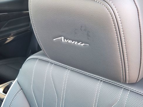 New 2026 Buick Enclave Avenir w/ Super Cruise Package image 18