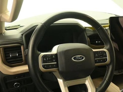 Certified 2024 Ford Expedition Limited AWD/4WD image 14