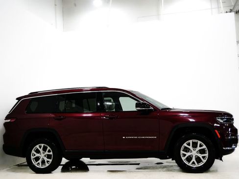 Used 2023 Jeep Grand Cherokee L Limited image 5