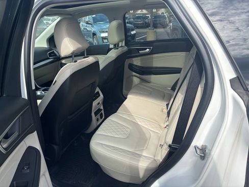 Used 2024 Ford Edge Titanium w/ Equipment Group 301A AWD/4WD image 10