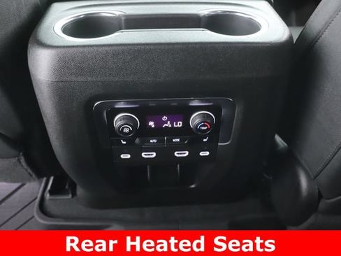 Used 2024 Chevrolet Tahoe High Country AWD/4WD image 31