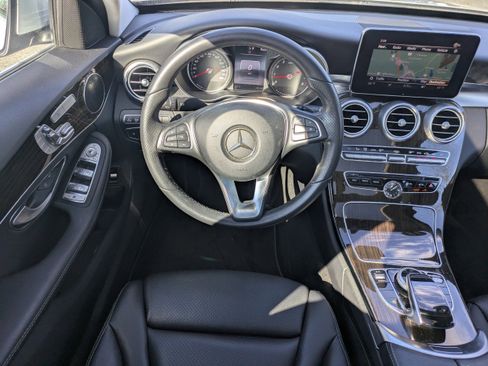Used 2018 Mercedes-Benz C 300 4MATIC Sedan image 15