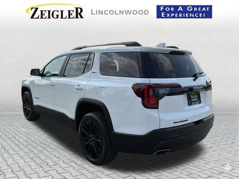 Used 2023 GMC Acadia SLT w/ Elevation Edition FWD image 4