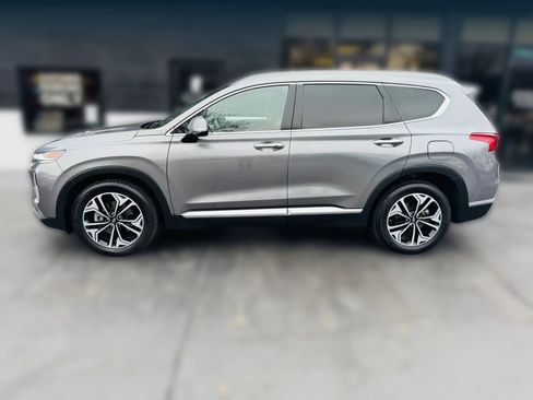 Used 2019 Hyundai Santa Fe FWD image 2