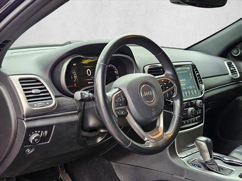 Used 2020 Jeep Grand Cherokee Limited w/ Trailer Tow Group IV image 10