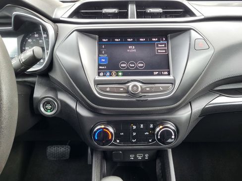 Used 2021 Chevrolet TrailBlazer LT image 12
