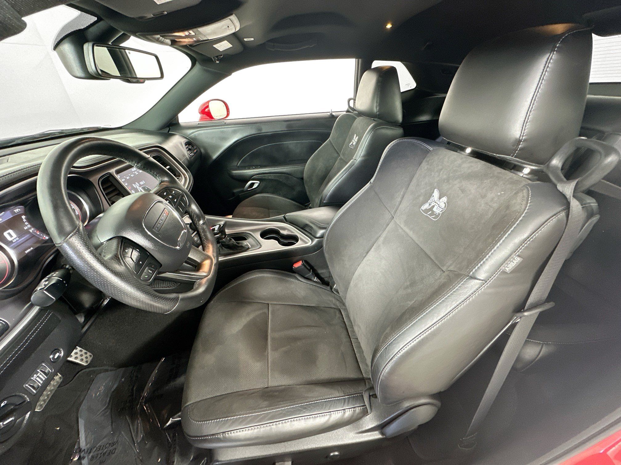 Used 2022 Dodge Challenger R/T Scat Pack RWD image 21