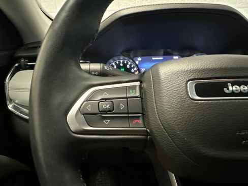 Used 2022 Jeep Compass Limited AWD/4WD image 26