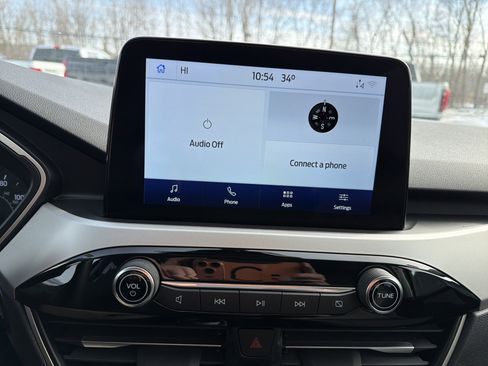 Used 2022 Ford Escape SE w/ Cold Weather Package image 17