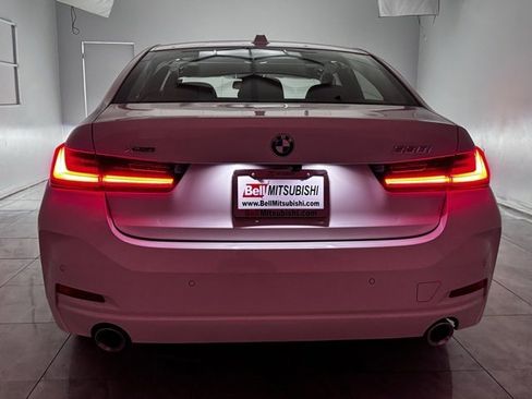 Used 2025 BMW 330i xDrive Sedan w/ Convenience Package image 43