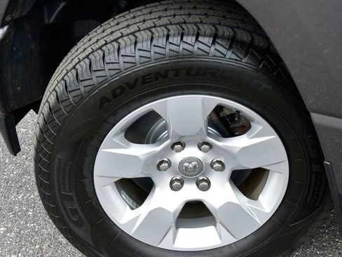 Used 2023 RAM 1500 Big Horn AWD/4WD image 34