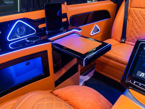 Used 2023 Mercedes-Benz Metris Passenger image 35