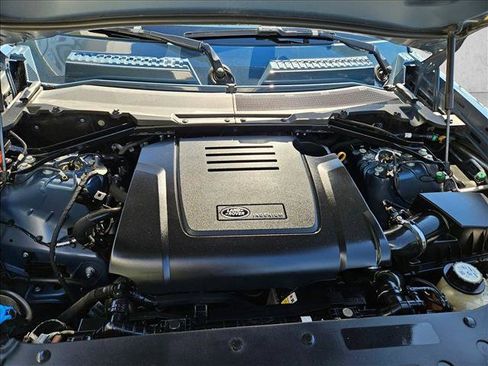 Used 2021 Land Rover Defender 90 AWD/4WD image 22