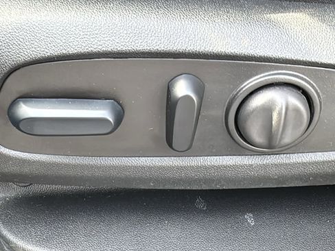 Certified 2024 Chevrolet Blazer LT w/ Convenience Package image 6