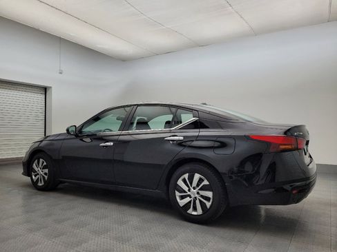 Used 2020 Nissan Altima 2.5 S image 3