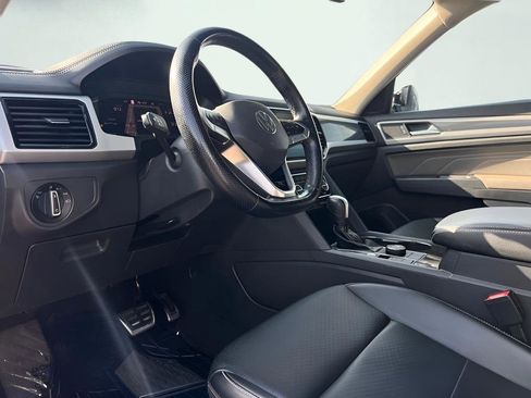 Used 2022 Volkswagen Atlas SEL R-Line AWD/4WD image 22