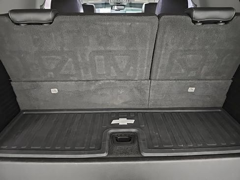 Used 2019 Chevrolet Tahoe Premier AWD/4WD image 36